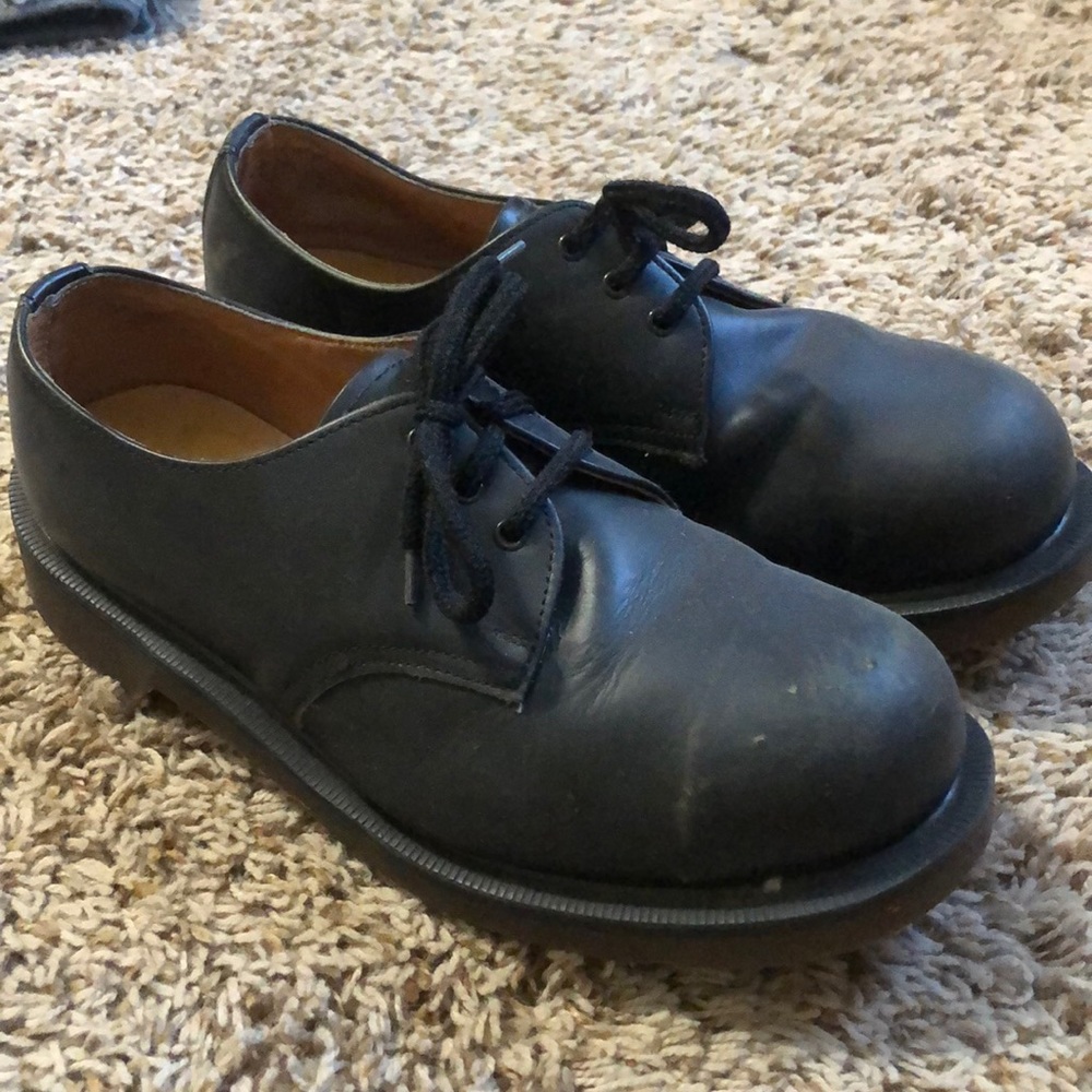 DR. MARTENS